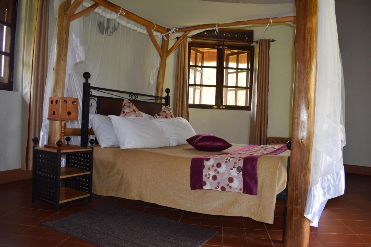 Kibale Guest Cottages Fort Portal Eksteriør billede
